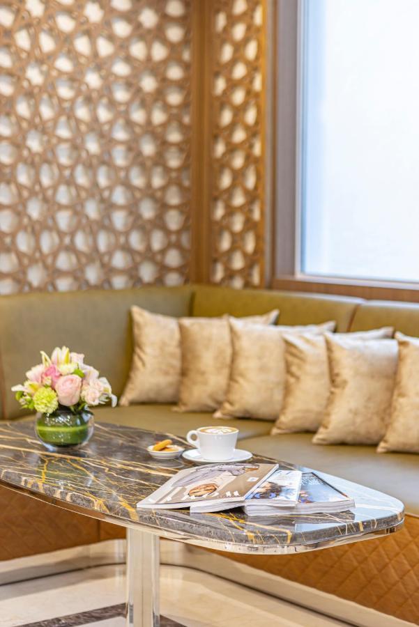 دبي Golden Sands Suites المظهر الخارجي الصورة