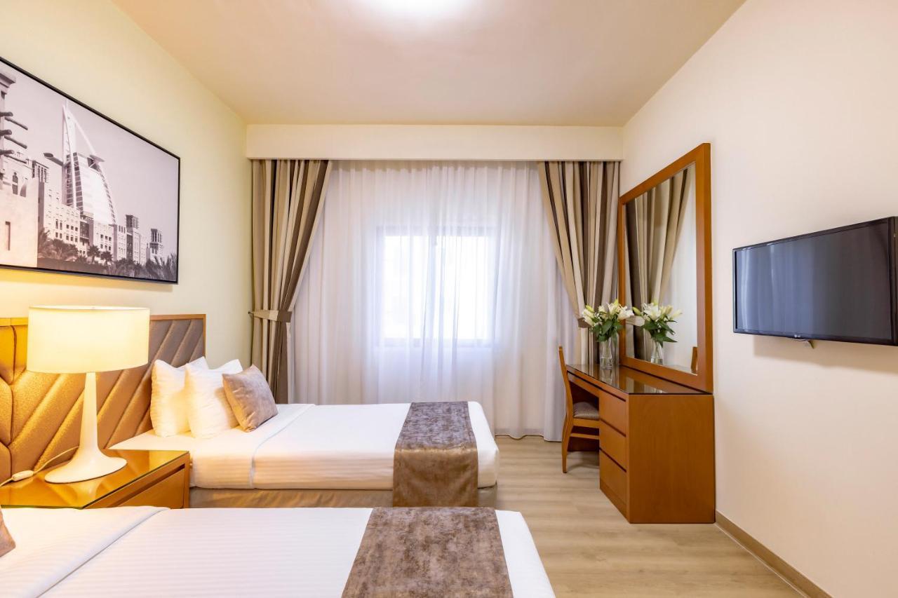 دبي Golden Sands Suites المظهر الخارجي الصورة